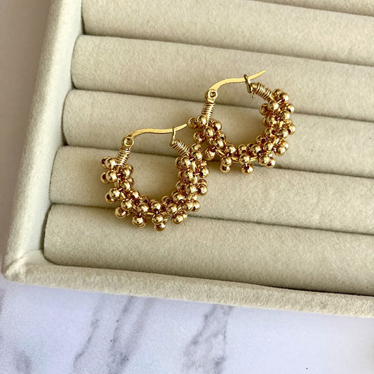 ARRACADAS BORDADAS EN CHAPA