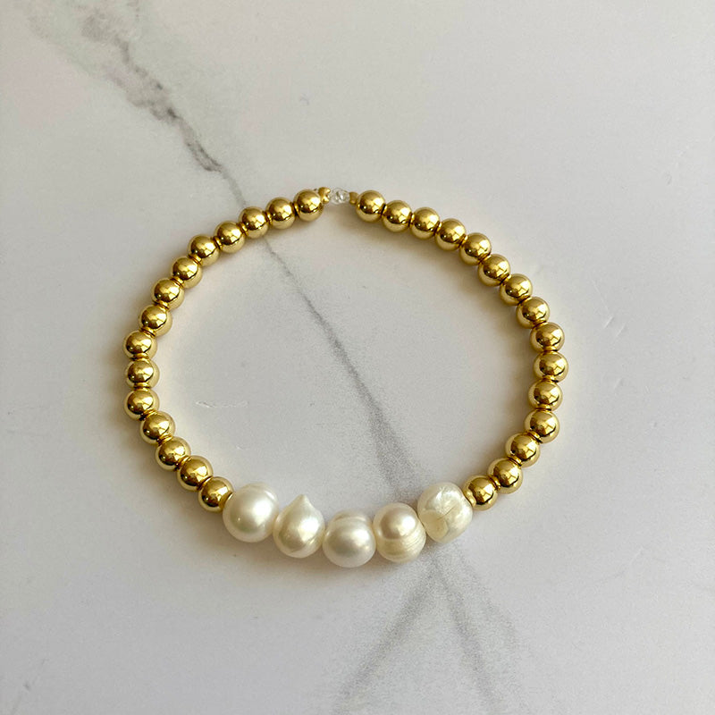 PULSERA CHAPA Y PERLAS
