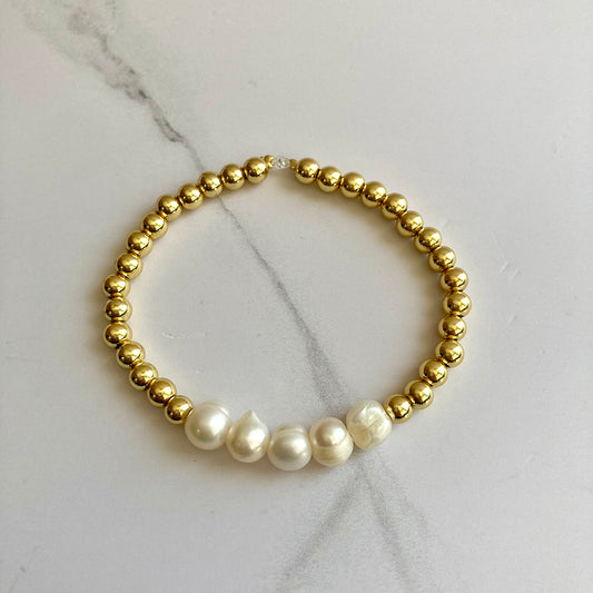 PULSERA CHAPA Y PERLAS