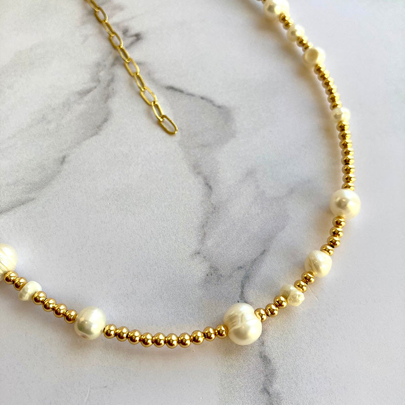 CHOCKER CHAPA Y PERLAS DIFERENTES