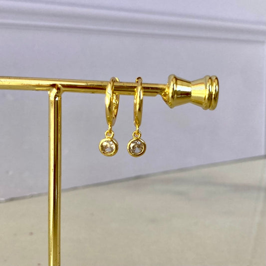 HUGGIES CHAPA Y ZIRCONIA